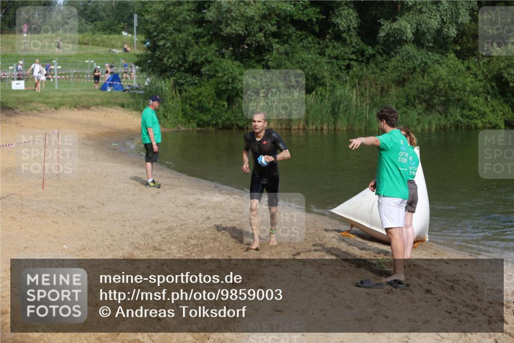 21.06.2026 - 29. Vierlanden-Triathlon Andreas Tolksdorf http://msf.ph/oto/9859003 21.06.2026 09:05:16 Schwimmen 192 meine-sportfotos.de