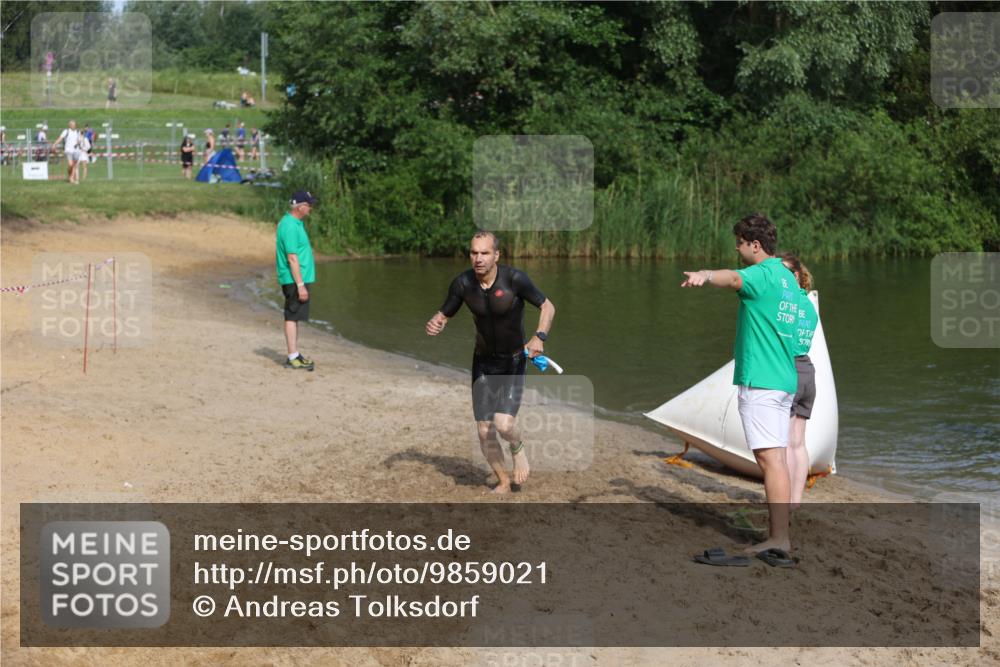 21.06.2026 - 29. Vierlanden-Triathlon Andreas Tolksdorf http://msf.ph/oto/9859021 21.06.2026 09:05:16 Schwimmen 192 meine-sportfotos.de