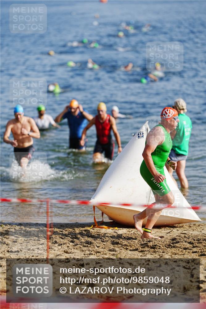 21.06.2026 - 29. Vierlanden-Triathlon LAZAROV Photography http://msf.ph/oto/9859048 21.06.2026 08:17:05 Schwimmen  meine-sportfotos.de