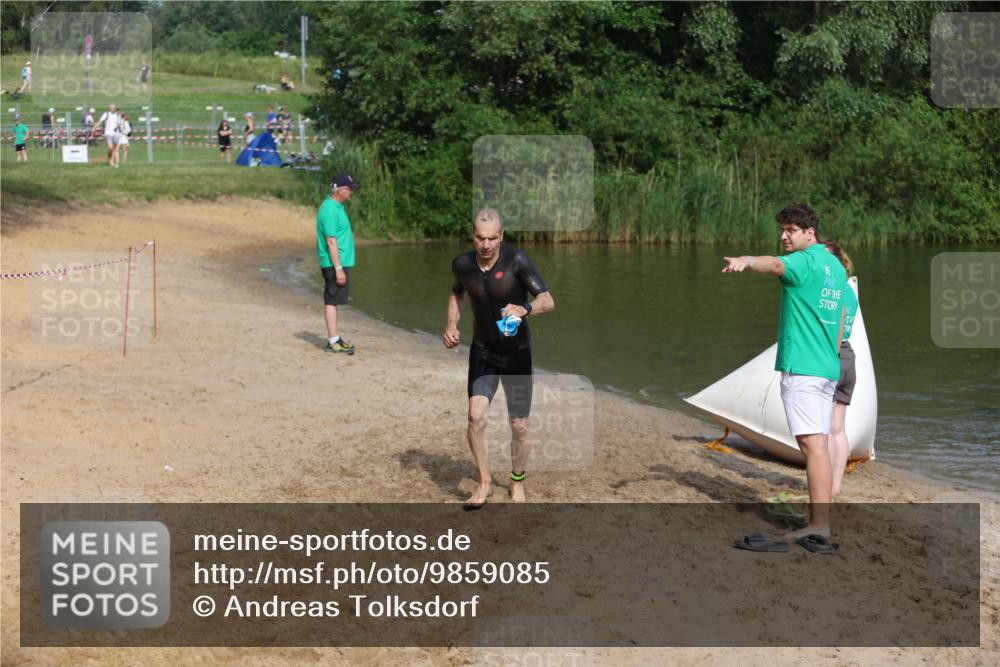 21.06.2026 - 29. Vierlanden-Triathlon Andreas Tolksdorf http://msf.ph/oto/9859085 21.06.2026 09:05:16 Schwimmen 192 meine-sportfotos.de