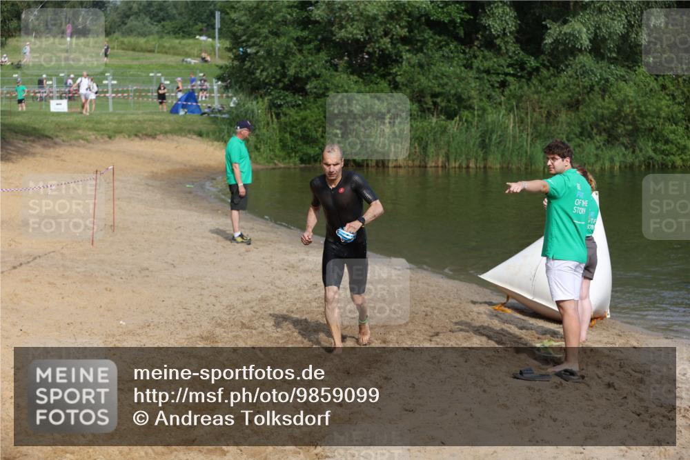 21.06.2026 - 29. Vierlanden-Triathlon Andreas Tolksdorf http://msf.ph/oto/9859099 21.06.2026 09:05:16 Schwimmen 192 meine-sportfotos.de