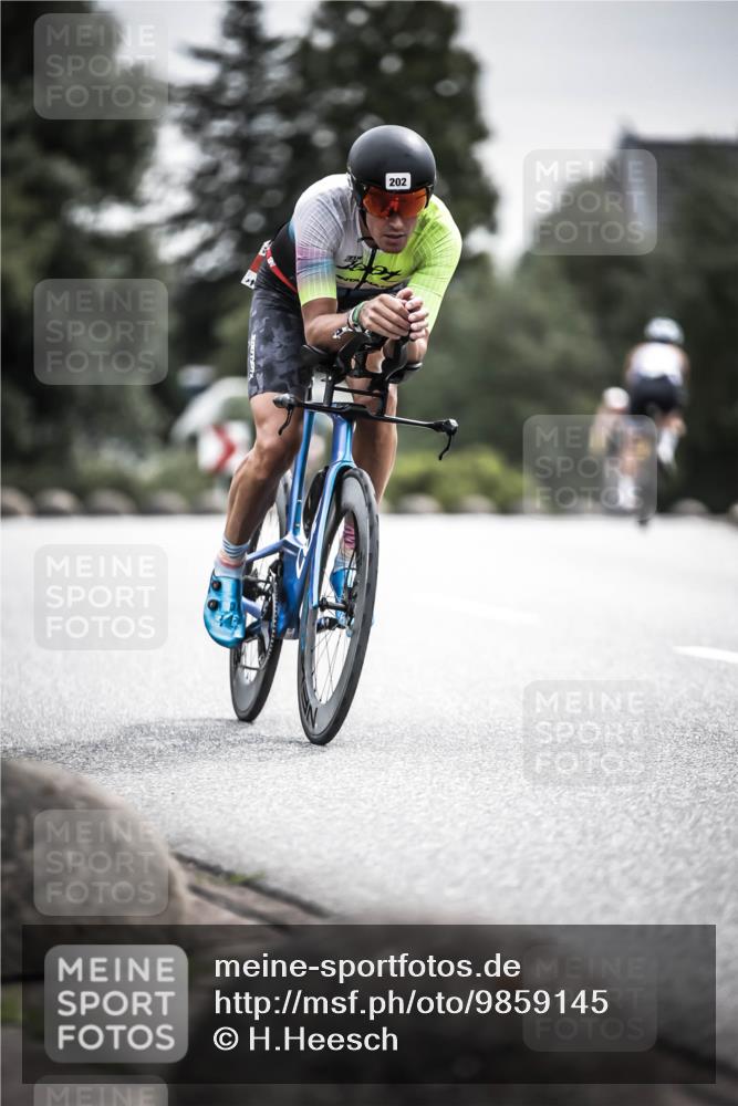 21.06.2026 - 29. Vierlanden-Triathlon H.Heesch http://msf.ph/oto/9859145 21.06.2026 10:31:51 Radfahren 62, 202, 213, 226, 308, 332, 389, 441 meine-sportfotos.de