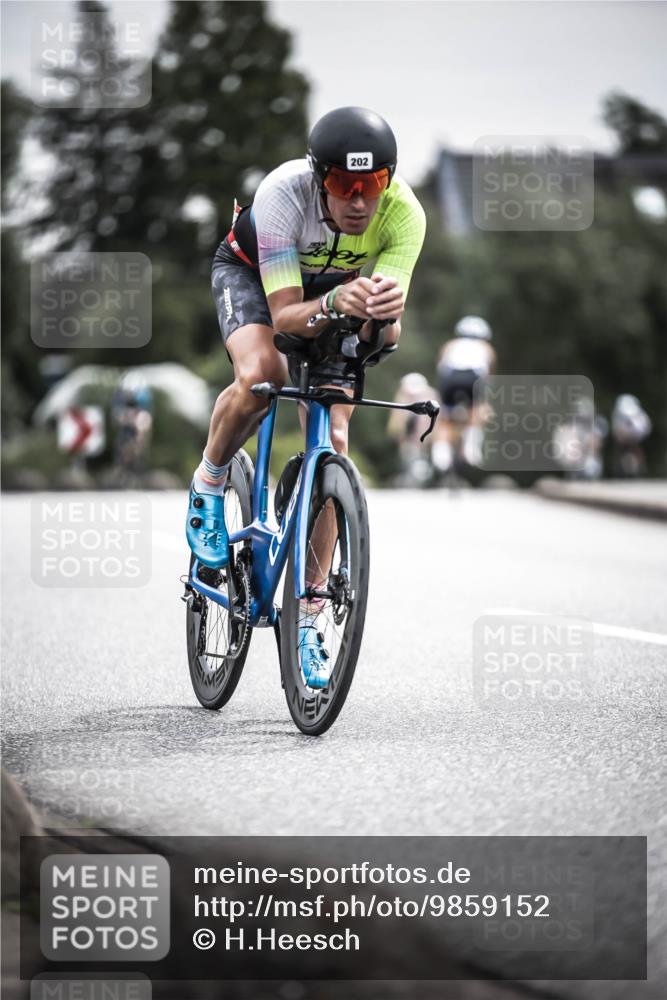 21.06.2026 - 29. Vierlanden-Triathlon H.Heesch http://msf.ph/oto/9859152 21.06.2026 10:31:51 Radfahren 62, 202, 213, 226, 308, 332, 389, 441 meine-sportfotos.de