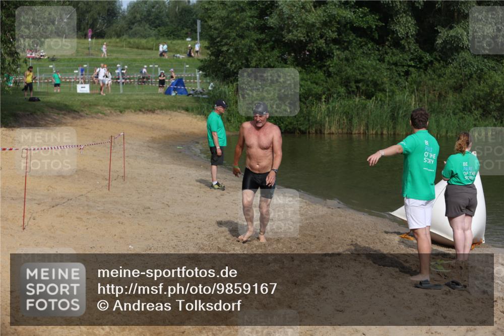 21.06.2026 - 29. Vierlanden-Triathlon Andreas Tolksdorf http://msf.ph/oto/9859167 21.06.2026 09:05:25 Schwimmen 287 meine-sportfotos.de