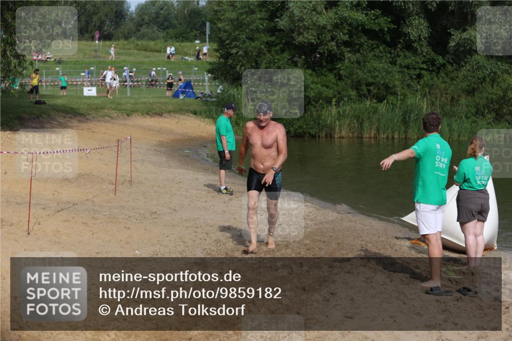 21.06.2026 - 29. Vierlanden-Triathlon Andreas Tolksdorf http://msf.ph/oto/9859182 21.06.2026 09:05:25 Schwimmen 287 meine-sportfotos.de
