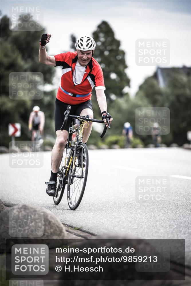 21.06.2026 - 29. Vierlanden-Triathlon H.Heesch http://msf.ph/oto/9859213 21.06.2026 10:31:55 Radfahren 52, 62, 137, 213, 332, 441 meine-sportfotos.de