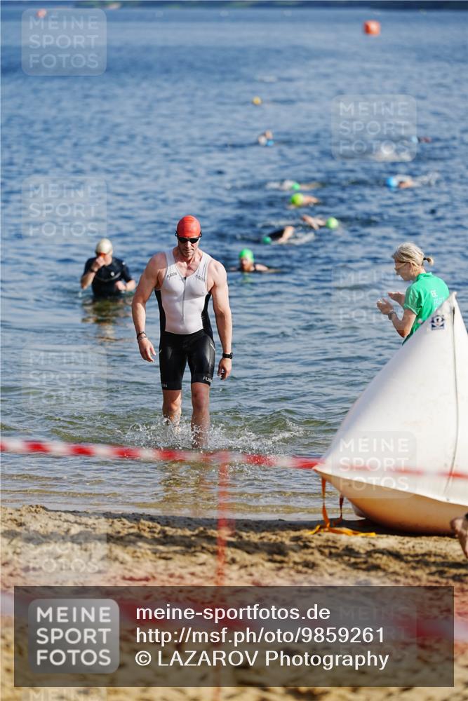 21.06.2026 - 29. Vierlanden-Triathlon LAZAROV Photography http://msf.ph/oto/9859261 21.06.2026 08:18:17 Schwimmen  meine-sportfotos.de