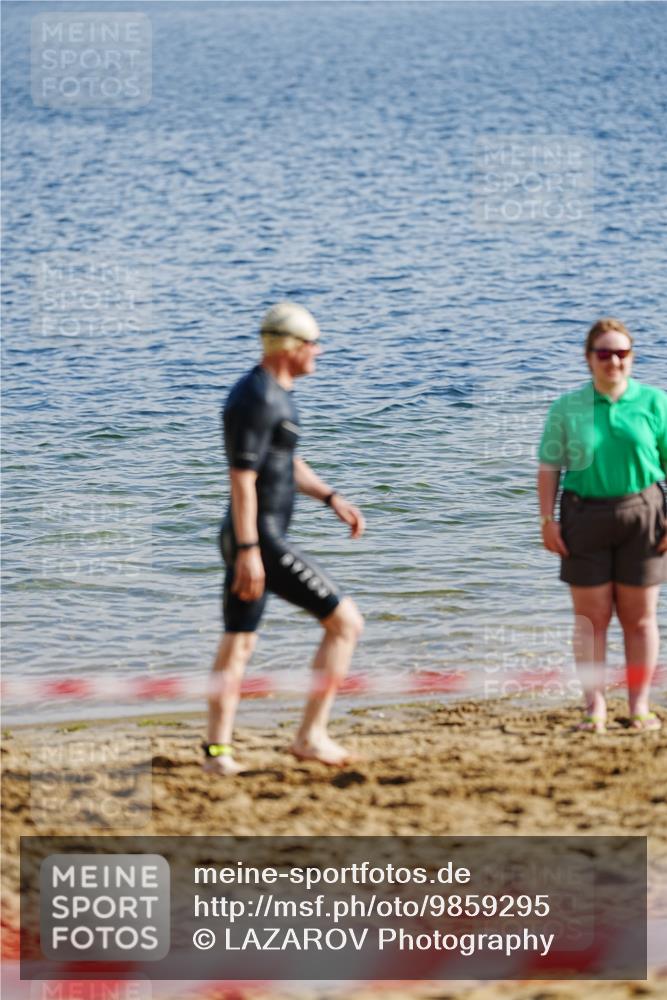 21.06.2026 - 29. Vierlanden-Triathlon LAZAROV Photography http://msf.ph/oto/9859295 21.06.2026 08:18:34 Schwimmen  meine-sportfotos.de