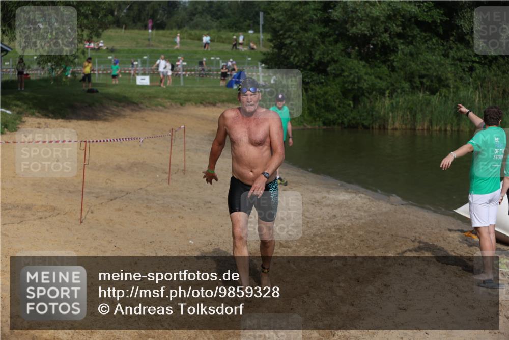 21.06.2026 - 29. Vierlanden-Triathlon Andreas Tolksdorf http://msf.ph/oto/9859328 21.06.2026 09:05:27 Schwimmen 287 meine-sportfotos.de