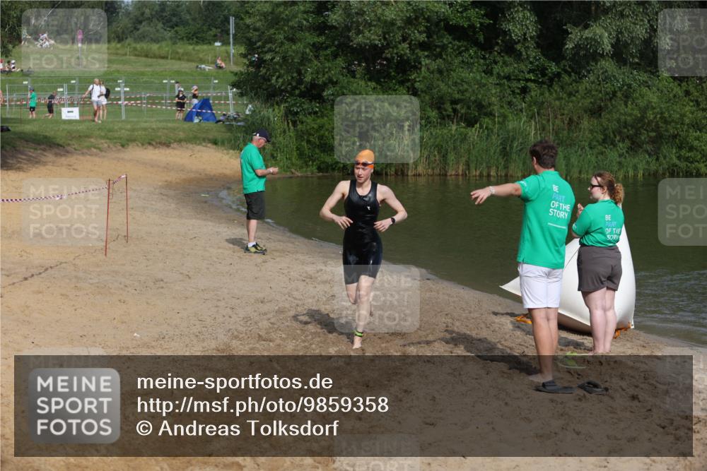 21.06.2026 - 29. Vierlanden-Triathlon Andreas Tolksdorf http://msf.ph/oto/9859358 21.06.2026 09:05:49 Schwimmen 299 meine-sportfotos.de