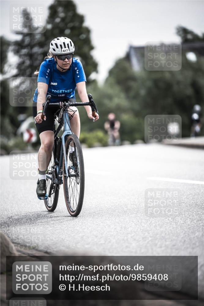 21.06.2026 - 29. Vierlanden-Triathlon H.Heesch http://msf.ph/oto/9859408 21.06.2026 10:32:04 Radfahren 19, 52, 57, 138, 617 meine-sportfotos.de