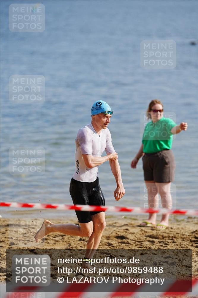 21.06.2026 - 29. Vierlanden-Triathlon LAZAROV Photography http://msf.ph/oto/9859488 21.06.2026 08:32:53 Schwimmen 2, 16, 26, 47 meine-sportfotos.de