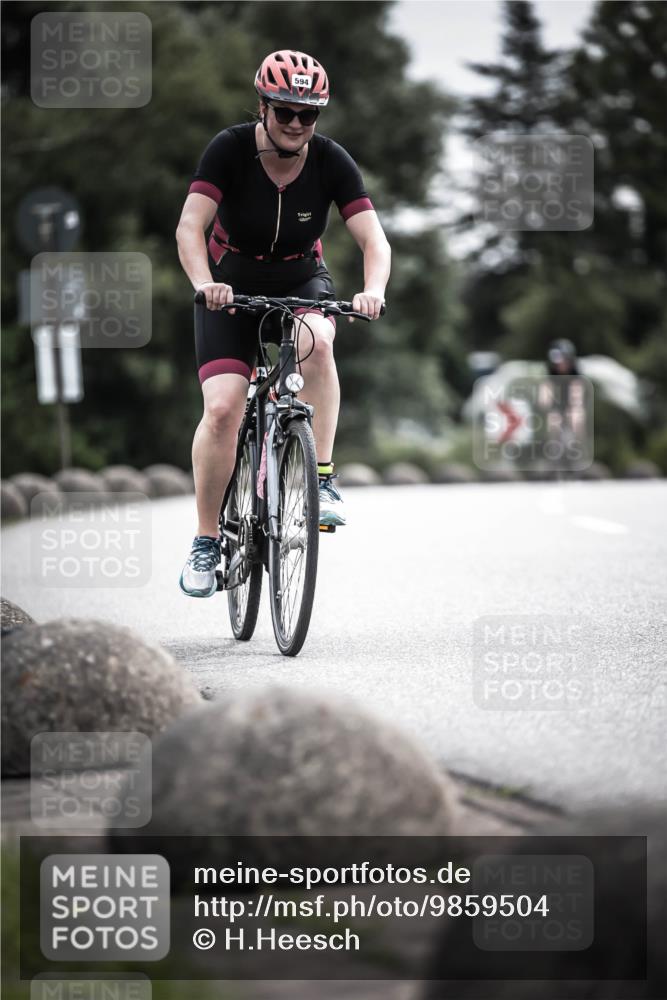 21.06.2026 - 29. Vierlanden-Triathlon H.Heesch http://msf.ph/oto/9859504 21.06.2026 10:32:15 Radfahren 84, 196, 199, 312, 594 meine-sportfotos.de