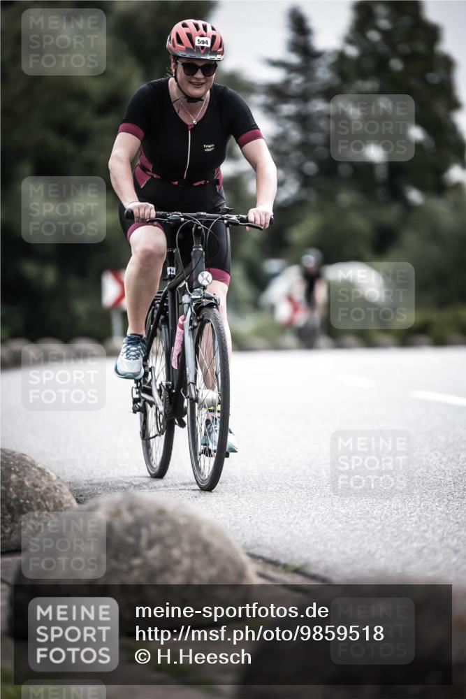 21.06.2026 - 29. Vierlanden-Triathlon H.Heesch http://msf.ph/oto/9859518 21.06.2026 10:32:15 Radfahren 84, 196, 199, 312, 594 meine-sportfotos.de