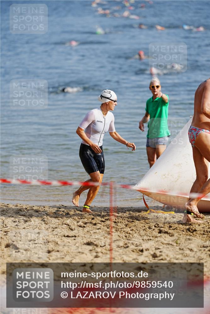 21.06.2026 - 29. Vierlanden-Triathlon LAZAROV Photography http://msf.ph/oto/9859540 21.06.2026 08:34:18 Schwimmen  meine-sportfotos.de