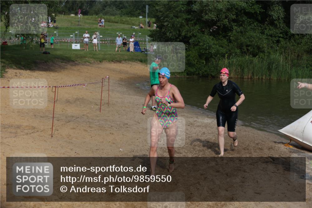 21.06.2026 - 29. Vierlanden-Triathlon Andreas Tolksdorf http://msf.ph/oto/9859550 21.06.2026 09:08:19 Schwimmen 224, 228, 233, 268, 1354 meine-sportfotos.de
