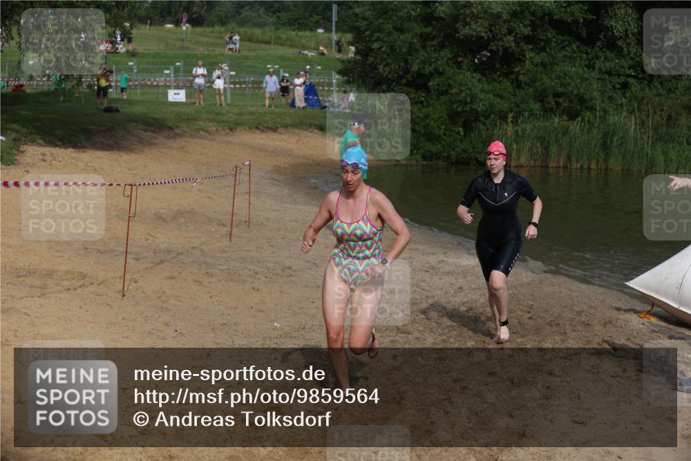 21.06.2026 - 29. Vierlanden-Triathlon Andreas Tolksdorf http://msf.ph/oto/9859564 21.06.2026 09:08:19 Schwimmen 224, 228, 233, 268, 1354 meine-sportfotos.de