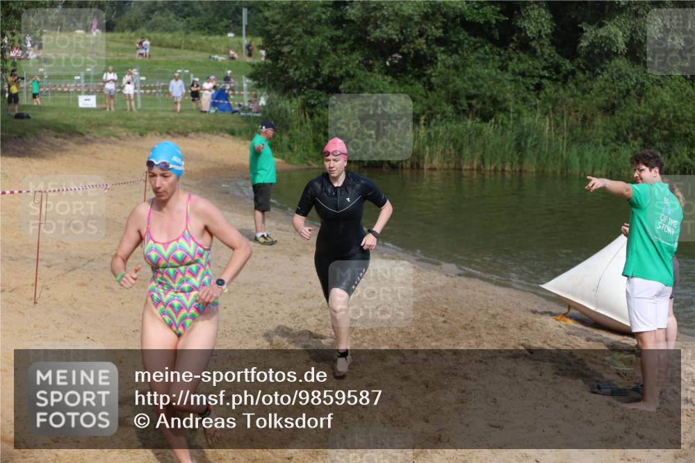 21.06.2026 - 29. Vierlanden-Triathlon Andreas Tolksdorf http://msf.ph/oto/9859587 21.06.2026 09:08:20 Schwimmen 224, 228, 233, 268, 1354 meine-sportfotos.de