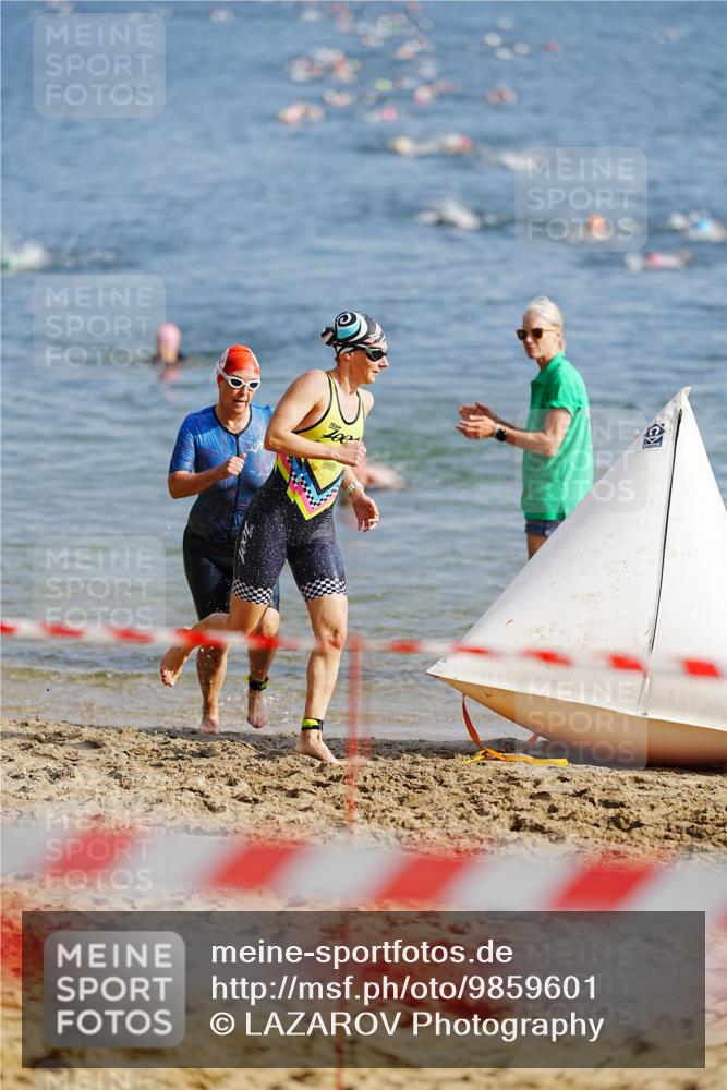 21.06.2026 - 29. Vierlanden-Triathlon LAZAROV Photography http://msf.ph/oto/9859601 21.06.2026 08:34:40 Schwimmen  meine-sportfotos.de