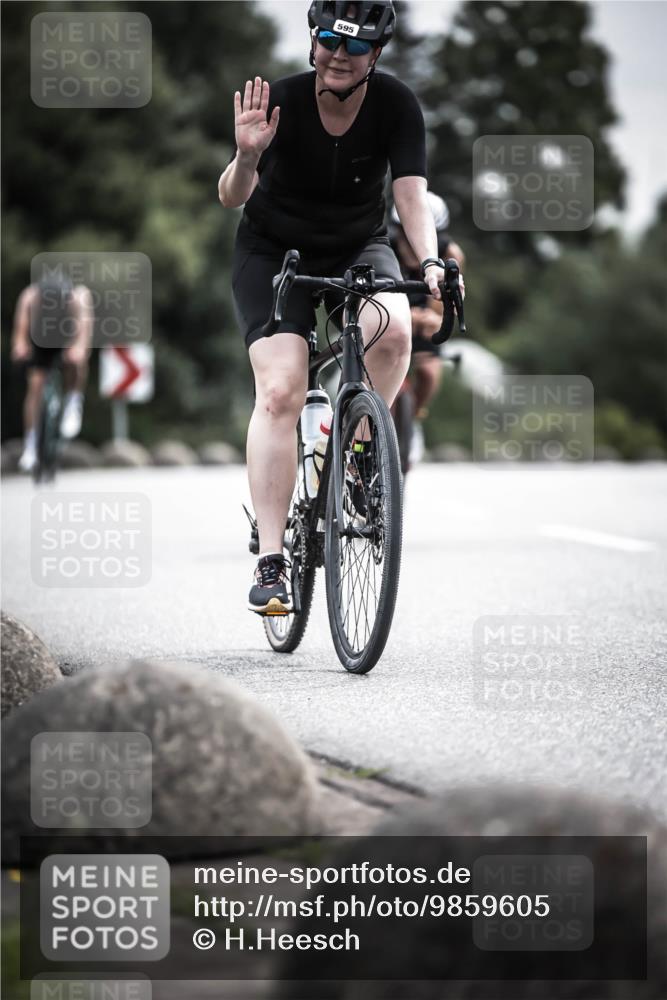 21.06.2026 - 29. Vierlanden-Triathlon H.Heesch http://msf.ph/oto/9859605 21.06.2026 10:32:23 Radfahren 13, 54, 84, 165, 169, 199, 239, 595 meine-sportfotos.de