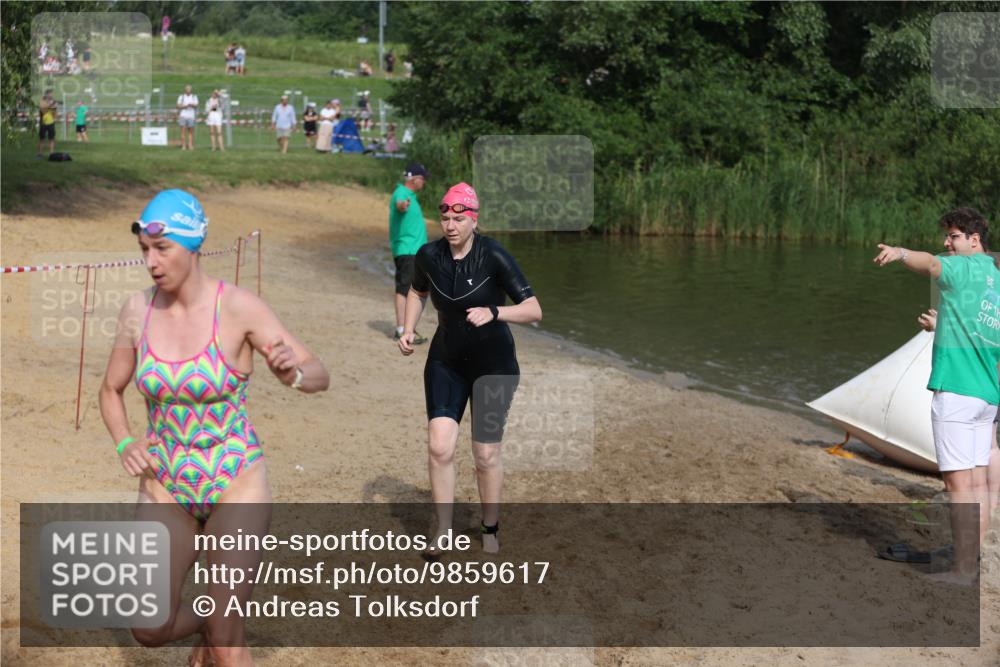 21.06.2026 - 29. Vierlanden-Triathlon Andreas Tolksdorf http://msf.ph/oto/9859617 21.06.2026 09:08:21 Schwimmen 224, 233, 257, 268, 1354 meine-sportfotos.de