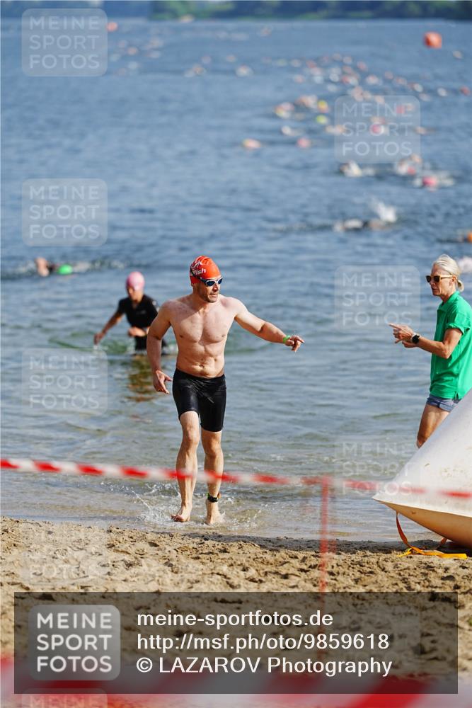 21.06.2026 - 29. Vierlanden-Triathlon LAZAROV Photography http://msf.ph/oto/9859618 21.06.2026 08:34:46 Schwimmen  meine-sportfotos.de
