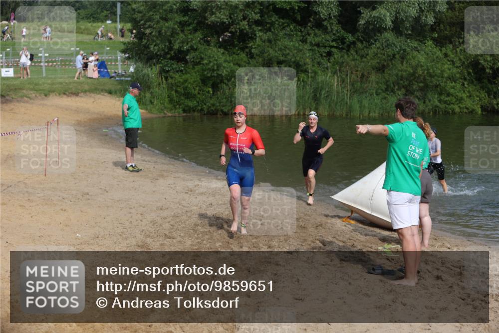 21.06.2026 - 29. Vierlanden-Triathlon Andreas Tolksdorf http://msf.ph/oto/9859651 21.06.2026 09:08:28 Schwimmen 226, 233, 257, 268 meine-sportfotos.de