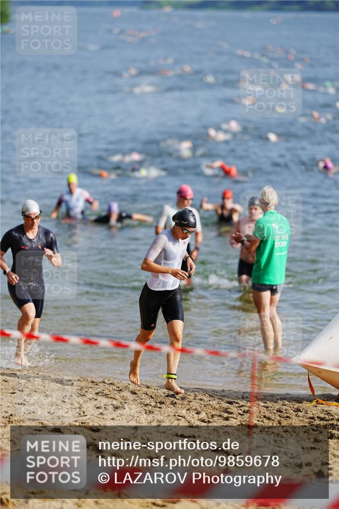 21.06.2026 - 29. Vierlanden-Triathlon LAZAROV Photography http://msf.ph/oto/9859678 21.06.2026 08:35:49 Schwimmen  meine-sportfotos.de