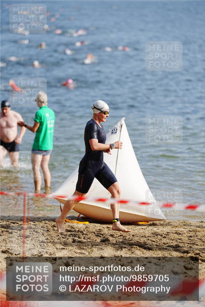 21.06.2026 - 29. Vierlanden-Triathlon LAZAROV Photography http://msf.ph/oto/9859705 21.06.2026 08:35:51 Schwimmen  meine-sportfotos.de