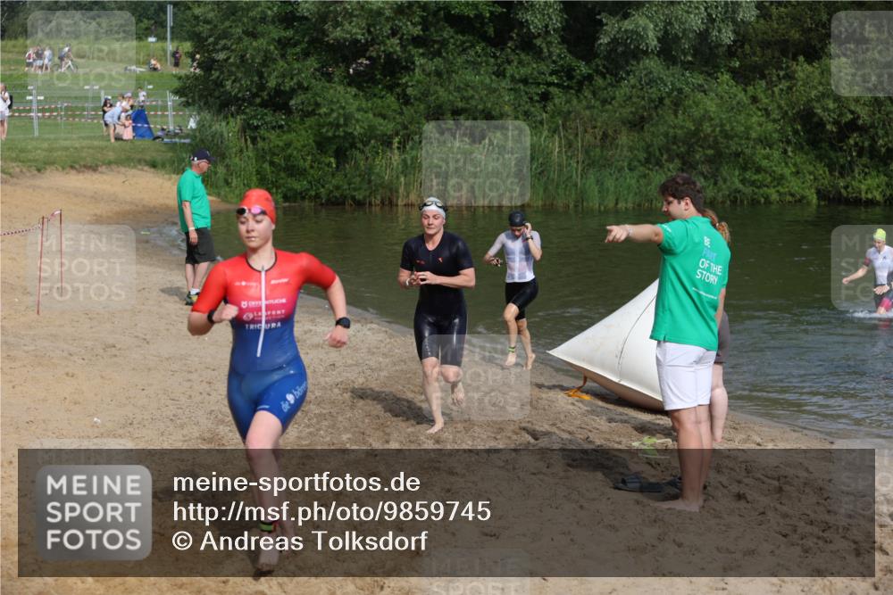 21.06.2026 - 29. Vierlanden-Triathlon Andreas Tolksdorf http://msf.ph/oto/9859745 21.06.2026 09:08:29 Schwimmen 226, 233, 257, 268 meine-sportfotos.de