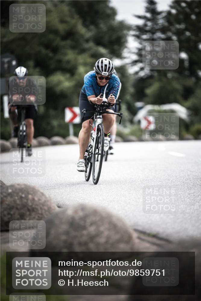 21.06.2026 - 29. Vierlanden-Triathlon H.Heesch http://msf.ph/oto/9859751 21.06.2026 10:32:34 Radfahren 12, 93, 217, 239, 287, 299, 302, 324 meine-sportfotos.de