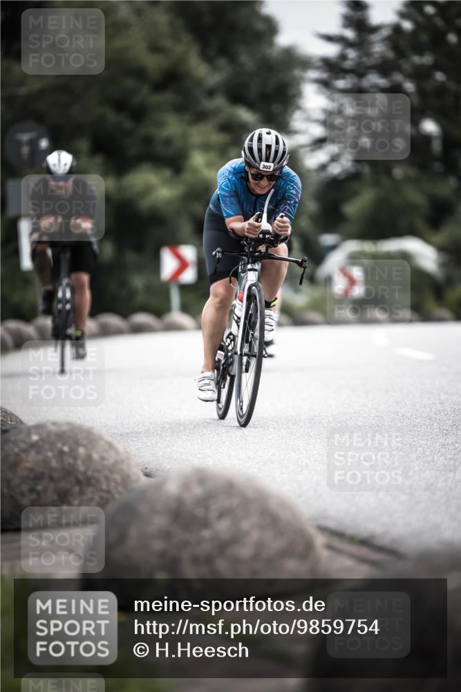 21.06.2026 - 29. Vierlanden-Triathlon H.Heesch http://msf.ph/oto/9859754 21.06.2026 10:32:34 Radfahren 12, 93, 217, 239, 287, 299, 302, 324 meine-sportfotos.de