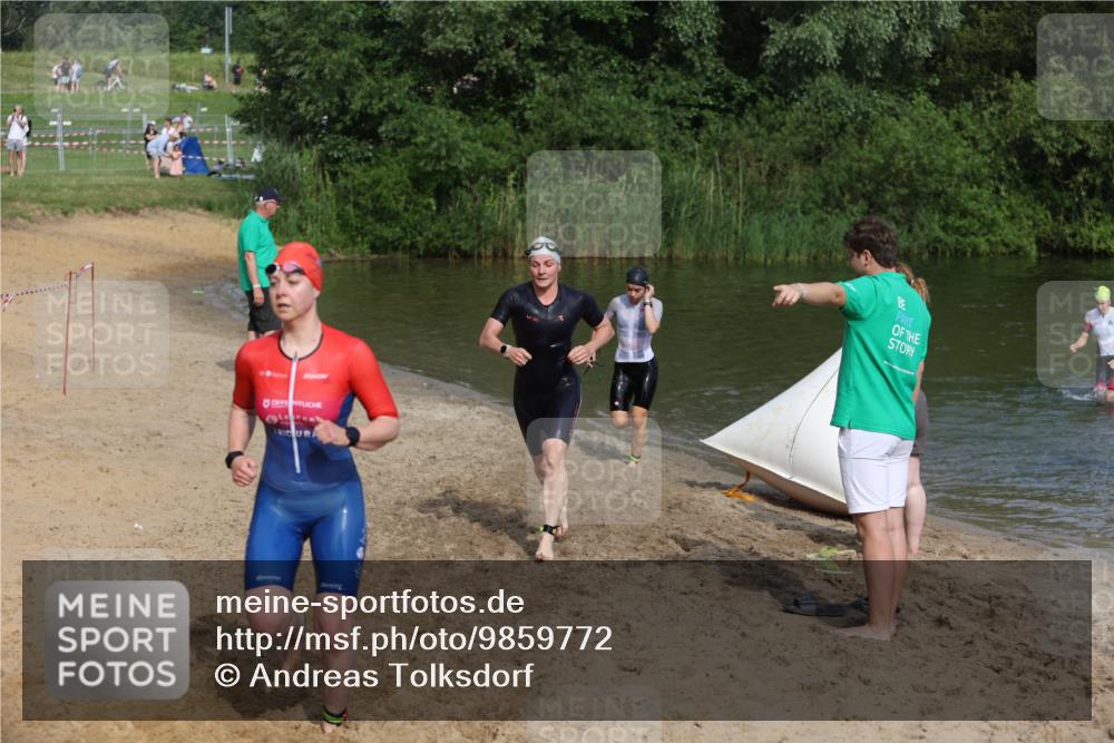 21.06.2026 - 29. Vierlanden-Triathlon Andreas Tolksdorf http://msf.ph/oto/9859772 21.06.2026 09:08:30 Schwimmen 226, 233, 257, 268 meine-sportfotos.de