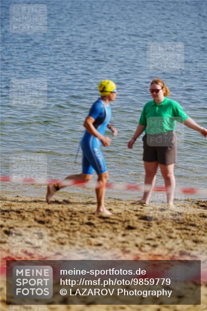 21.06.2026 - 29. Vierlanden-Triathlon LAZAROV Photography http://msf.ph/oto/9859779 21.06.2026 08:36:20 Schwimmen  meine-sportfotos.de