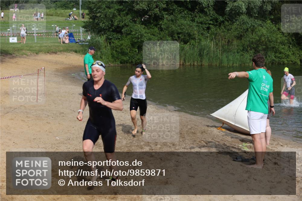 21.06.2026 - 29. Vierlanden-Triathlon Andreas Tolksdorf http://msf.ph/oto/9859871 21.06.2026 09:08:31 Schwimmen 226, 233, 257, 268 meine-sportfotos.de