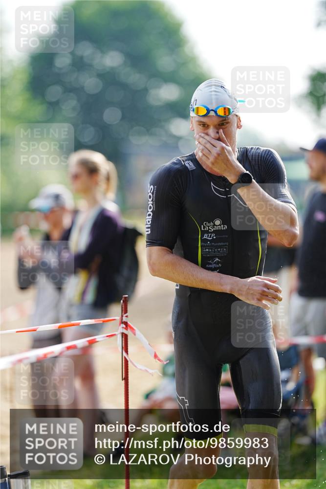 21.06.2026 - 29. Vierlanden-Triathlon LAZAROV Photography http://msf.ph/oto/9859983 21.06.2026 08:38:05 Schwimmen 13, 37 meine-sportfotos.de