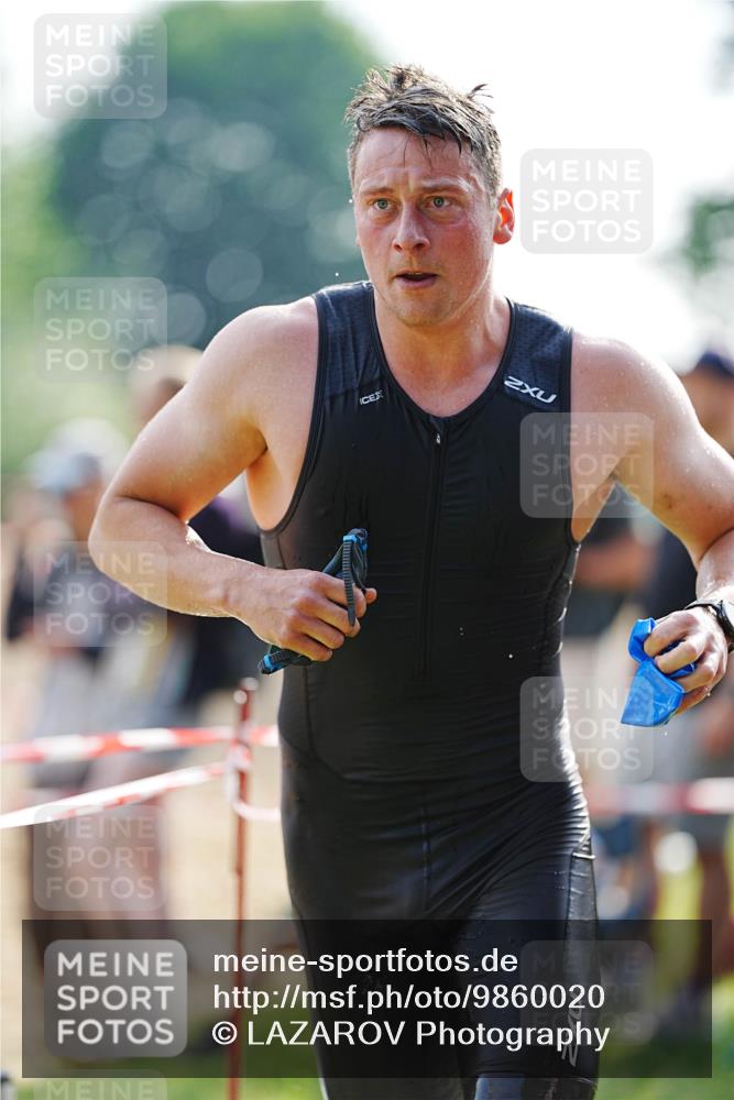 21.06.2026 - 29. Vierlanden-Triathlon LAZAROV Photography http://msf.ph/oto/9860020 21.06.2026 08:38:10 Schwimmen 13, 37 meine-sportfotos.de