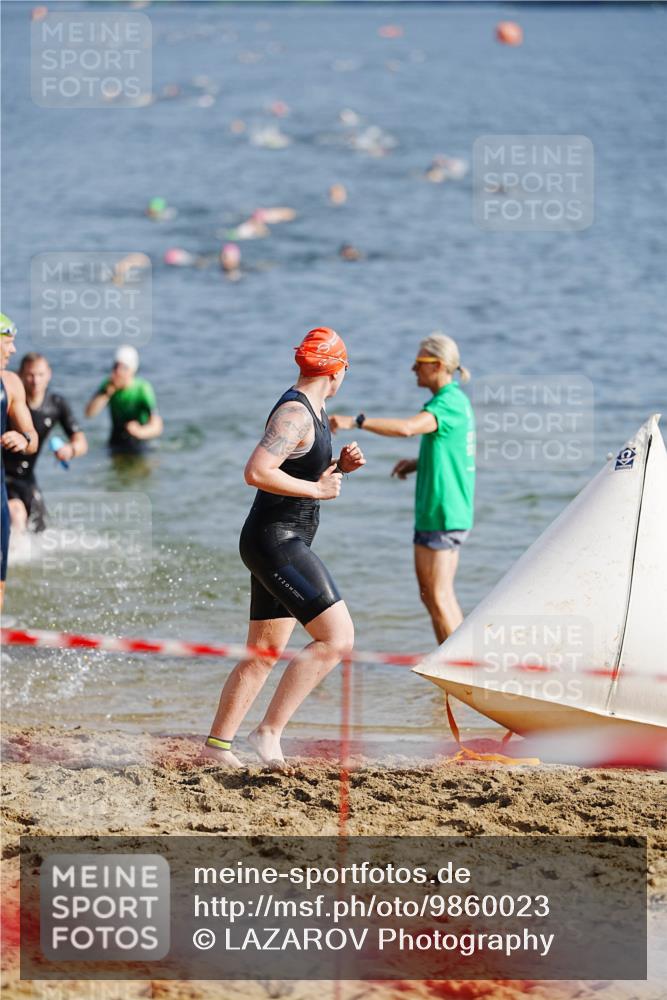 21.06.2026 - 29. Vierlanden-Triathlon LAZAROV Photography http://msf.ph/oto/9860023 21.06.2026 08:38:13 Schwimmen 13, 37, 76 meine-sportfotos.de
