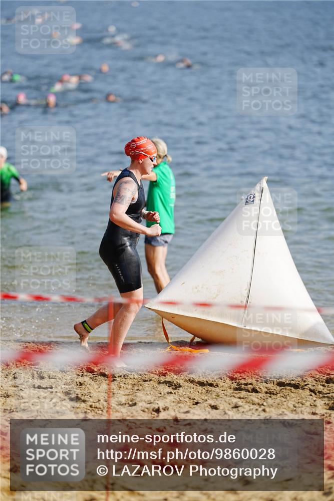 21.06.2026 - 29. Vierlanden-Triathlon LAZAROV Photography http://msf.ph/oto/9860028 21.06.2026 08:38:13 Schwimmen 13, 37, 76 meine-sportfotos.de