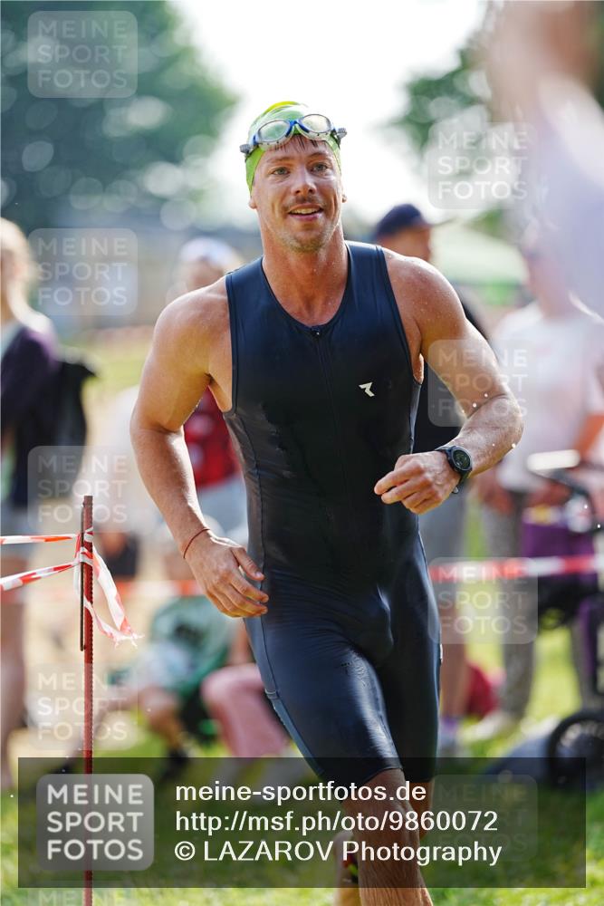 21.06.2026 - 29. Vierlanden-Triathlon LAZAROV Photography http://msf.ph/oto/9860072 21.06.2026 08:38:22 Schwimmen 12, 45, 76, 77 meine-sportfotos.de