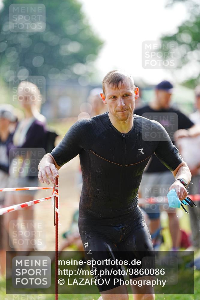 21.06.2026 - 29. Vierlanden-Triathlon LAZAROV Photography http://msf.ph/oto/9860086 21.06.2026 08:38:24 Schwimmen 12, 45, 57, 76, 77 meine-sportfotos.de