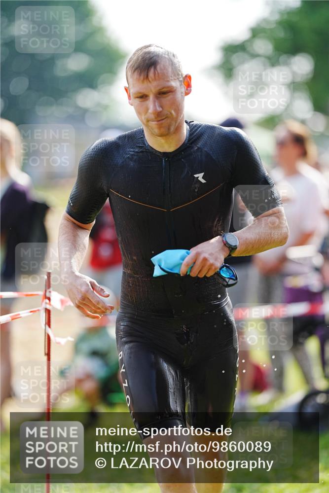 21.06.2026 - 29. Vierlanden-Triathlon LAZAROV Photography http://msf.ph/oto/9860089 21.06.2026 08:38:24 Schwimmen 12, 45, 57, 76, 77 meine-sportfotos.de