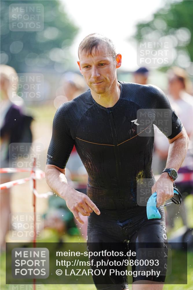 21.06.2026 - 29. Vierlanden-Triathlon LAZAROV Photography http://msf.ph/oto/9860093 21.06.2026 08:38:24 Schwimmen 12, 45, 57, 76, 77 meine-sportfotos.de