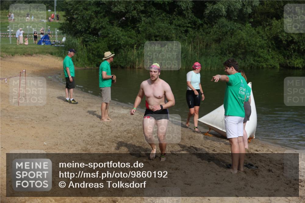 21.06.2026 - 29. Vierlanden-Triathlon Andreas Tolksdorf http://msf.ph/oto/9860192 21.06.2026 09:09:27 Schwimmen 291 meine-sportfotos.de