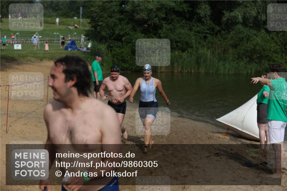 21.06.2026 - 29. Vierlanden-Triathlon Andreas Tolksdorf http://msf.ph/oto/9860305 21.06.2026 09:10:39 Schwimmen 267, 271, 274, 284, 293, 298, 301 meine-sportfotos.de