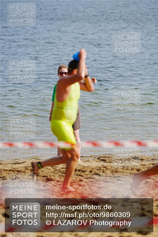 21.06.2026 - 29. Vierlanden-Triathlon LAZAROV Photography http://msf.ph/oto/9860309 21.06.2026 08:39:21 Schwimmen 10, 32, 155, 166, 212 meine-sportfotos.de
