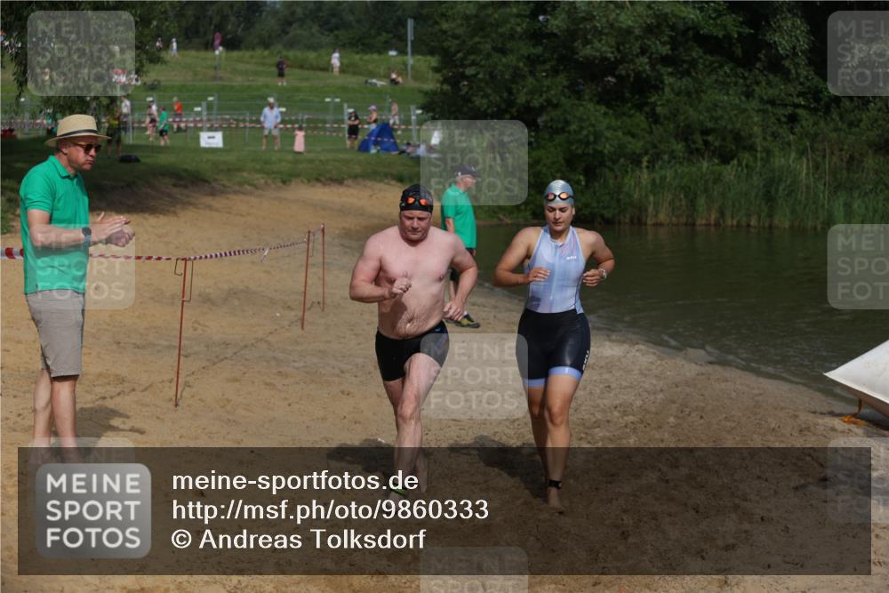 21.06.2026 - 29. Vierlanden-Triathlon Andreas Tolksdorf http://msf.ph/oto/9860333 21.06.2026 09:10:40 Schwimmen 267, 271, 274, 284, 293, 298, 301 meine-sportfotos.de