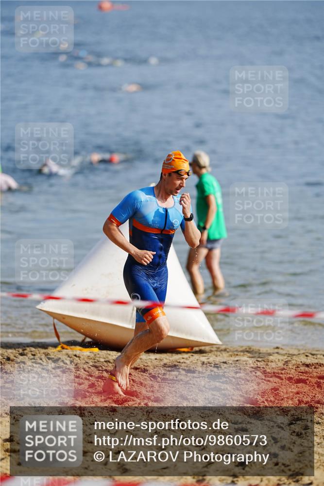 21.06.2026 - 29. Vierlanden-Triathlon LAZAROV Photography http://msf.ph/oto/9860573 21.06.2026 08:42:28 Schwimmen 43 meine-sportfotos.de