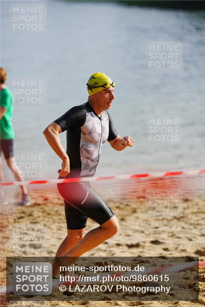 21.06.2026 - 29. Vierlanden-Triathlon LAZAROV Photography http://msf.ph/oto/9860615 21.06.2026 08:42:38 Schwimmen 43, 148, 193 meine-sportfotos.de