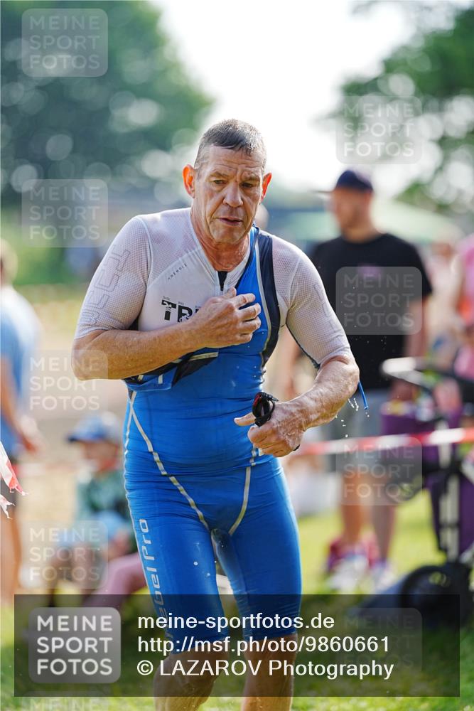 21.06.2026 - 29. Vierlanden-Triathlon LAZAROV Photography http://msf.ph/oto/9860661 21.06.2026 08:42:52 Schwimmen 27, 193, 210 meine-sportfotos.de